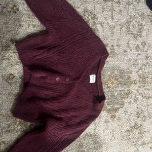Arecrombie and Fitch cropped sweater